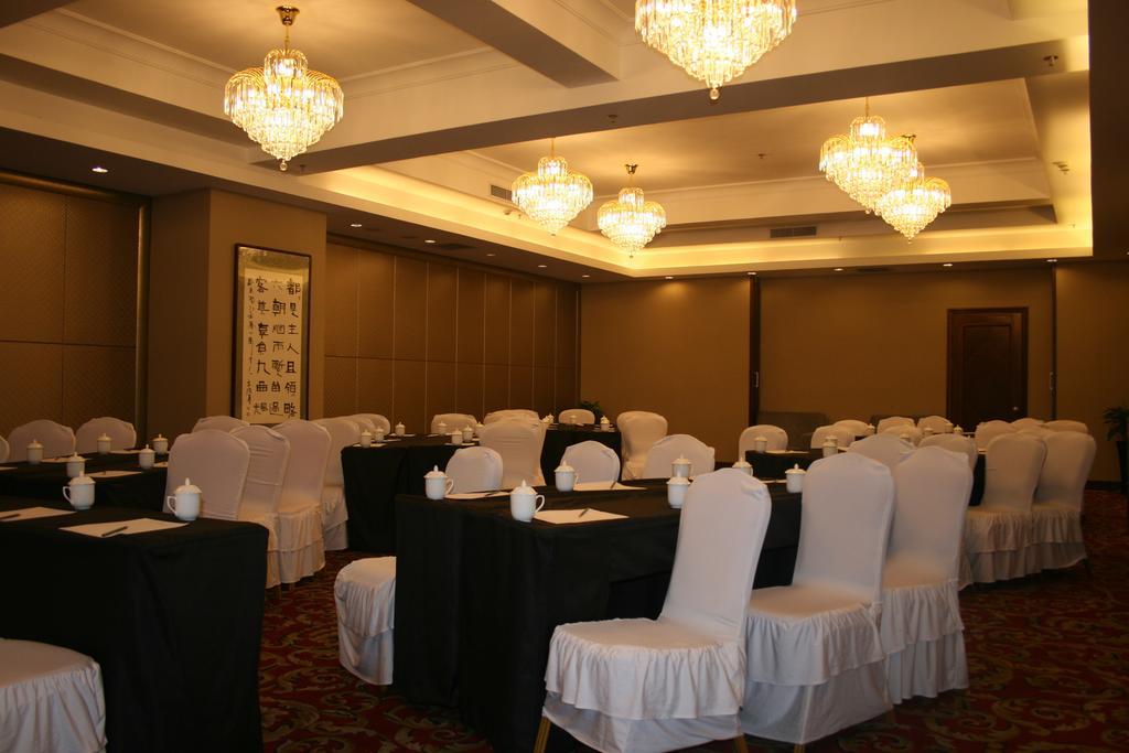 The Royal Fortune Hotel Shenyang Eksteriør billede